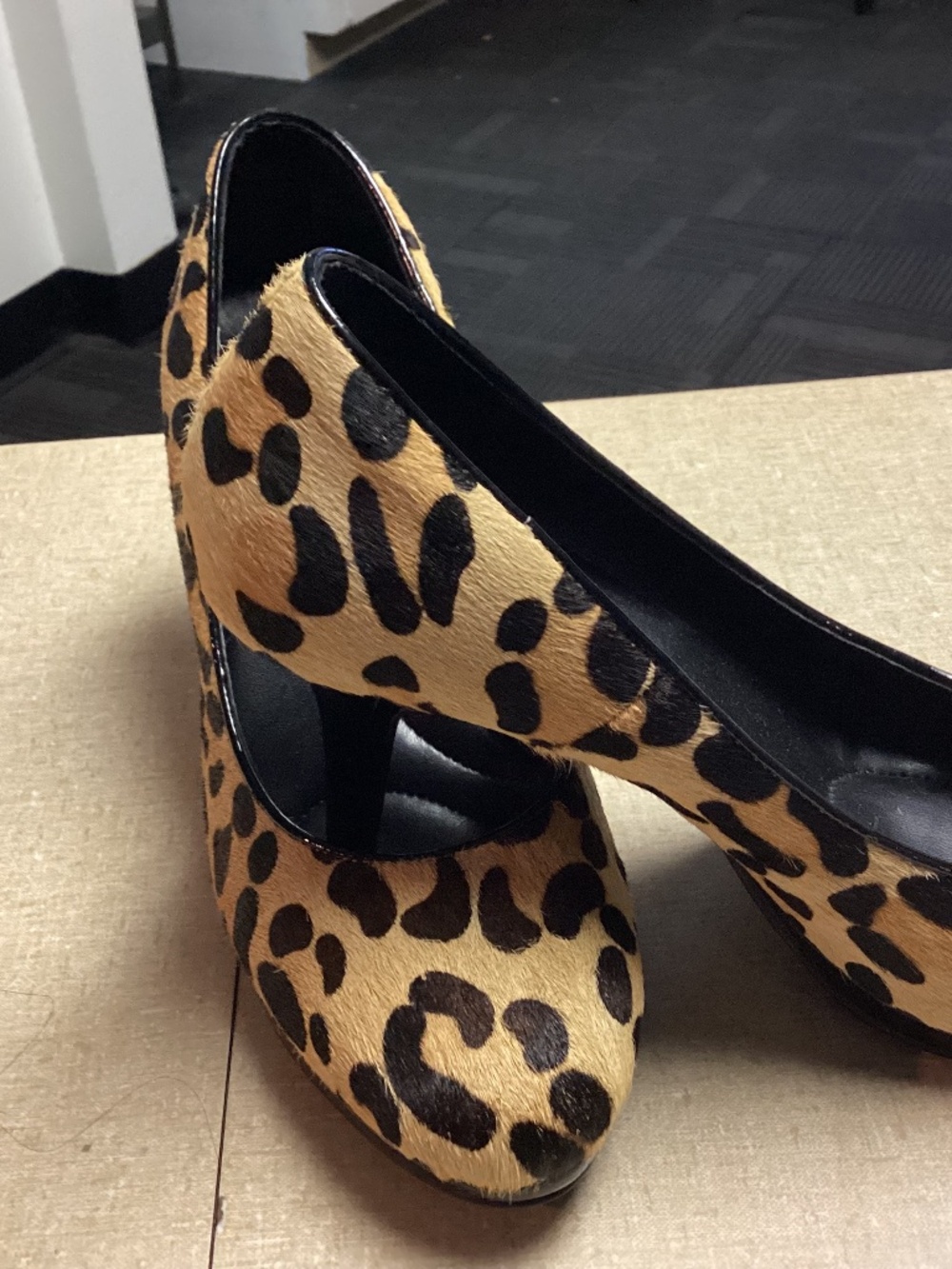 KELLY a& KATIE LEOPARD. FUR HEELS SZ 7. Vintage